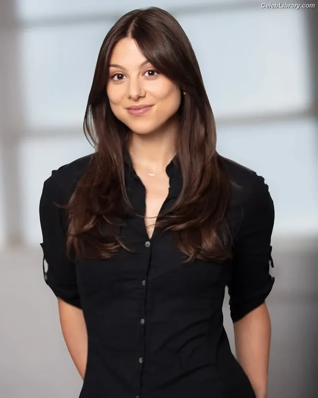 Kira Kosarin photo 10 of 912