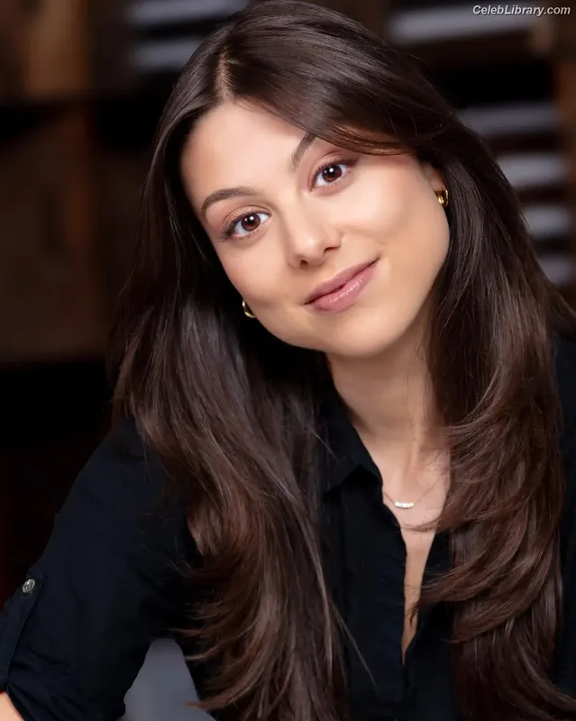 Kira Kosarin photo 11 of 912