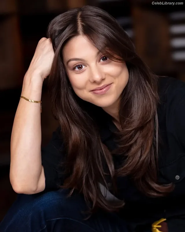 Kira Kosarin photo 12 of 912
