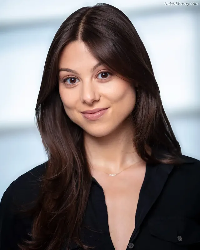 Kira Kosarin photo 13 of 912