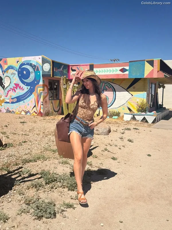 Kira Kosarin photo 6 of 912