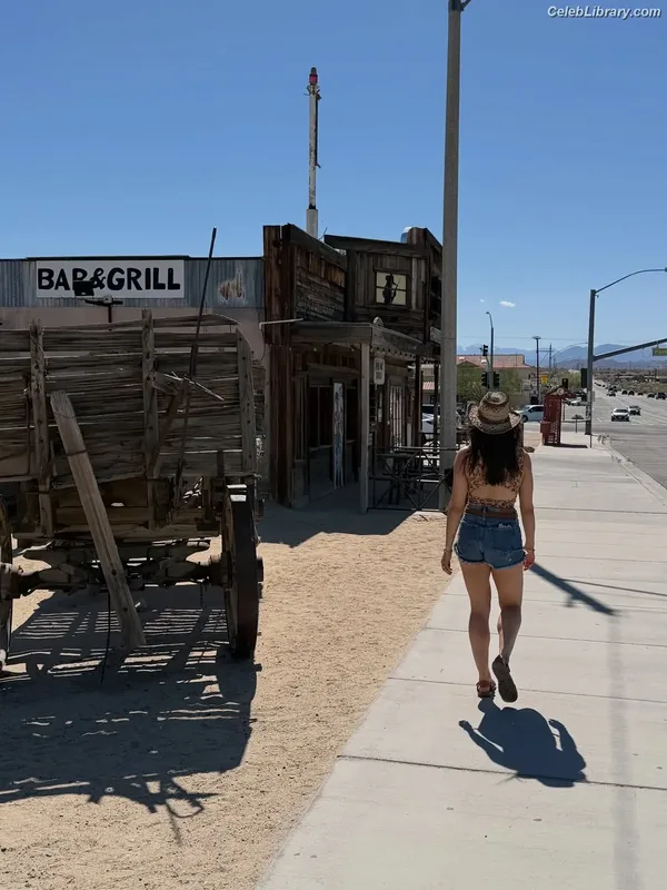 Kira Kosarin photo 8 of 912