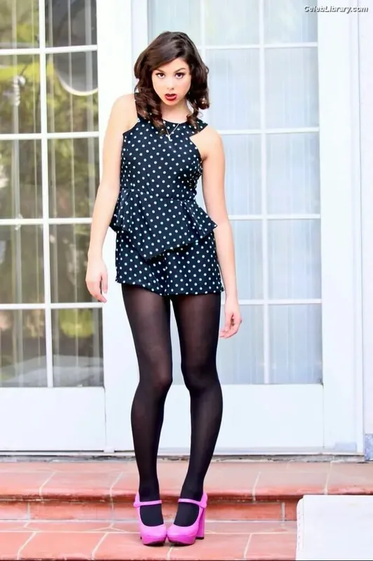 Kira Kosarin photo 5 of 912