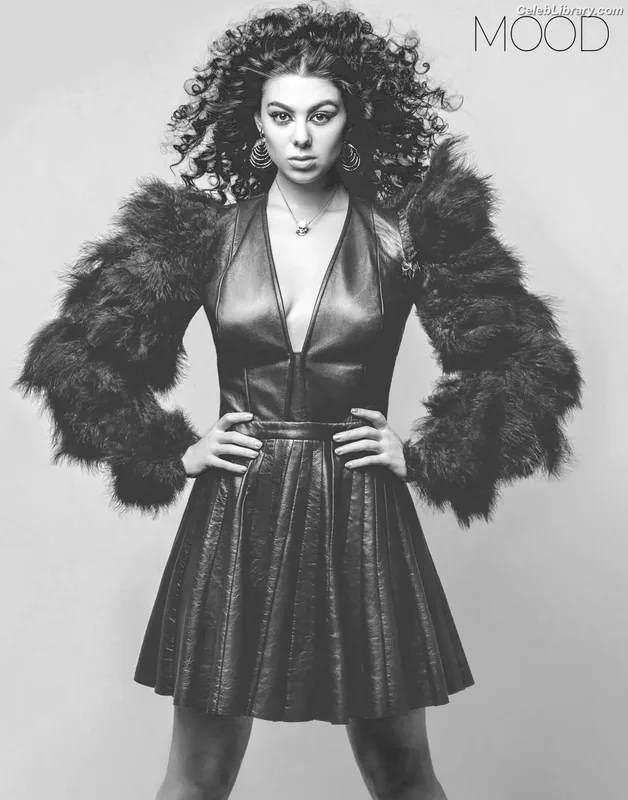 Kira Kosarin photo 13 of 912
