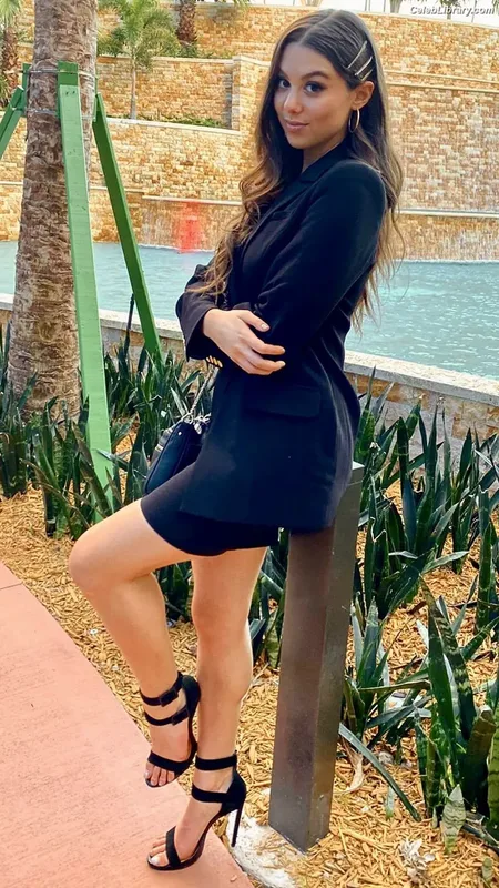 Kira Kosarin photo 21 of 912