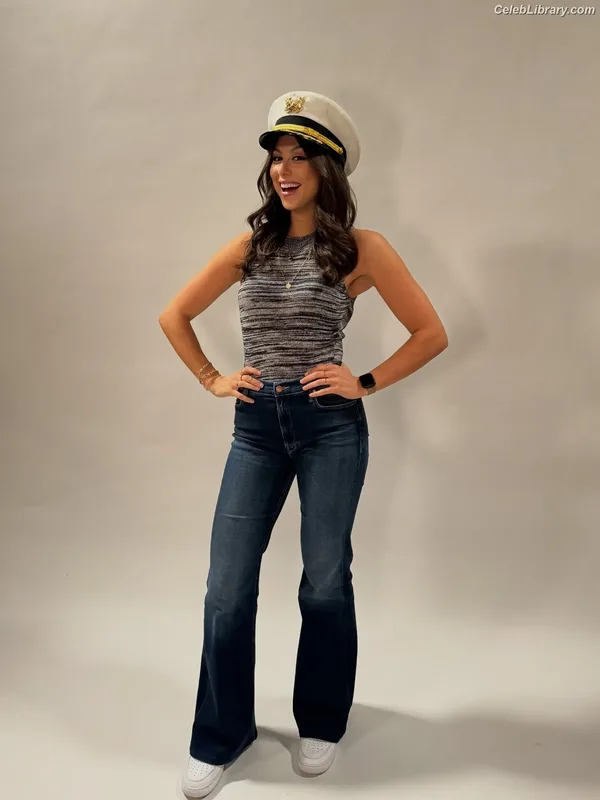 Kira Kosarin photo 23 of 912