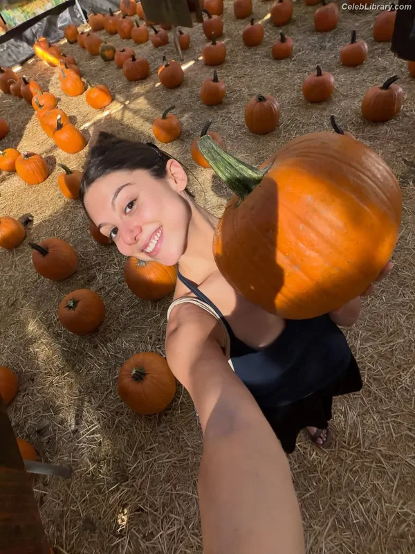 Kira Kosarin photo 8 of 912