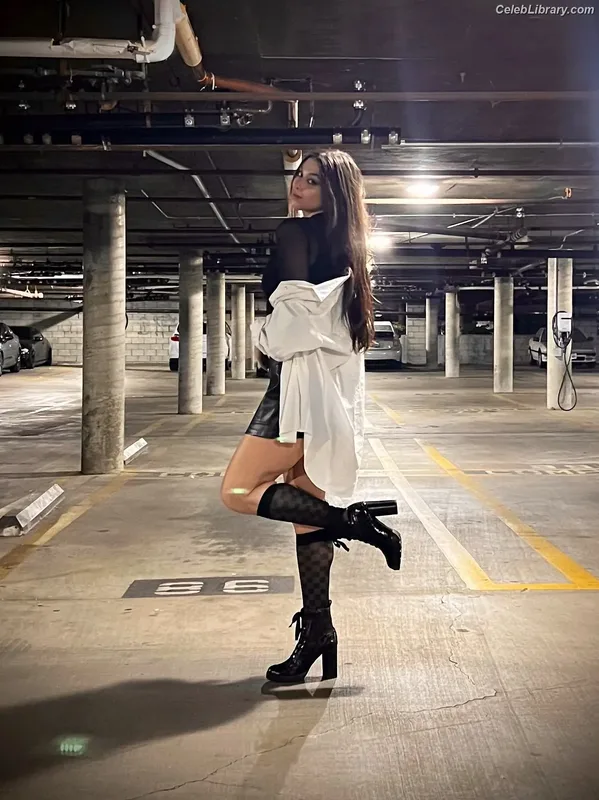 Kira Kosarin photo 10 of 912