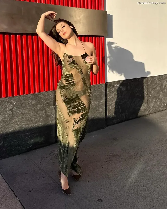 Kira Kosarin photo 6 of 912