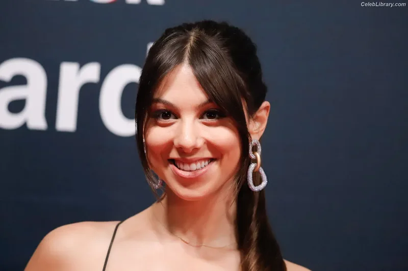 Kira Kosarin photo 9 of 912
