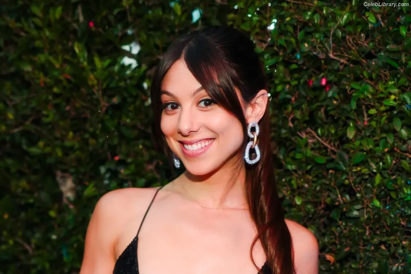 Kira Kosarin photo 14 of 912