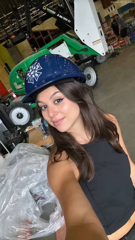 Kira Kosarin photo 1 of 912