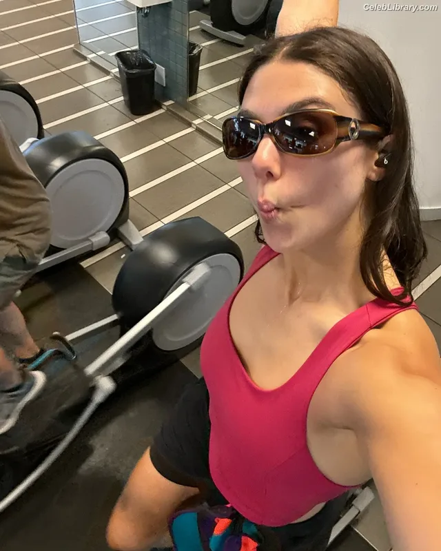 Kira Kosarin photo 7 of 912