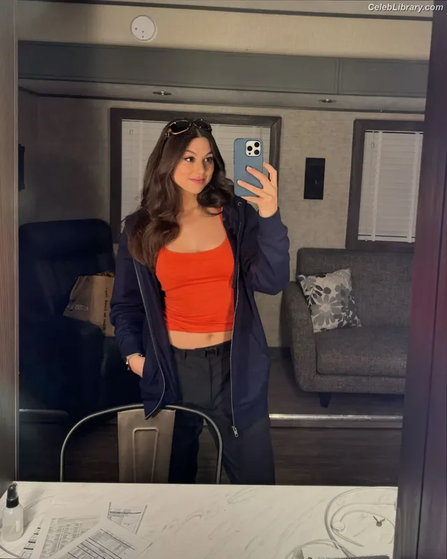Kira Kosarin photo 16 of 912