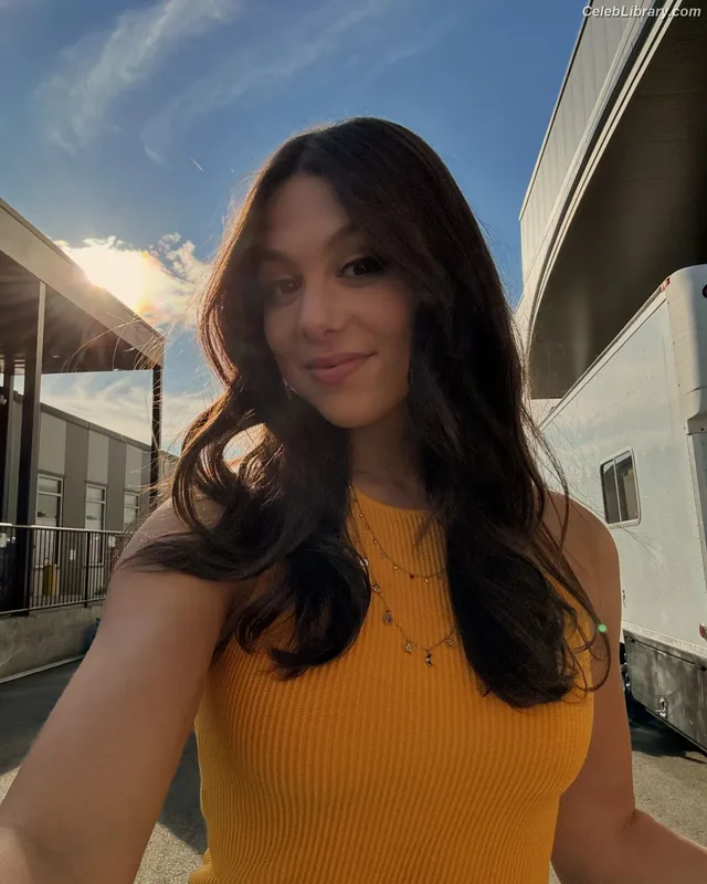 Kira Kosarin photo 17 of 912