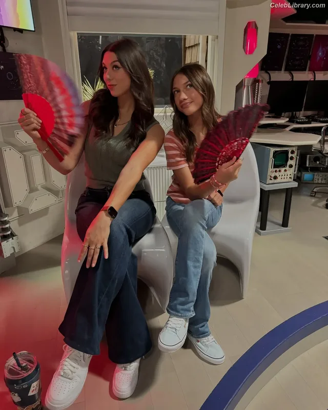 Kira Kosarin photo 16 of 912