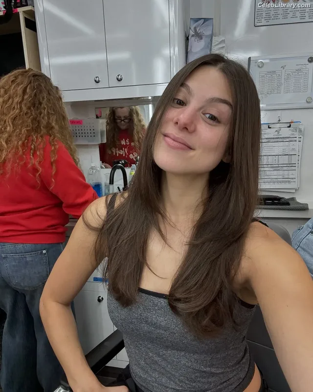 Kira Kosarin photo 7 of 912