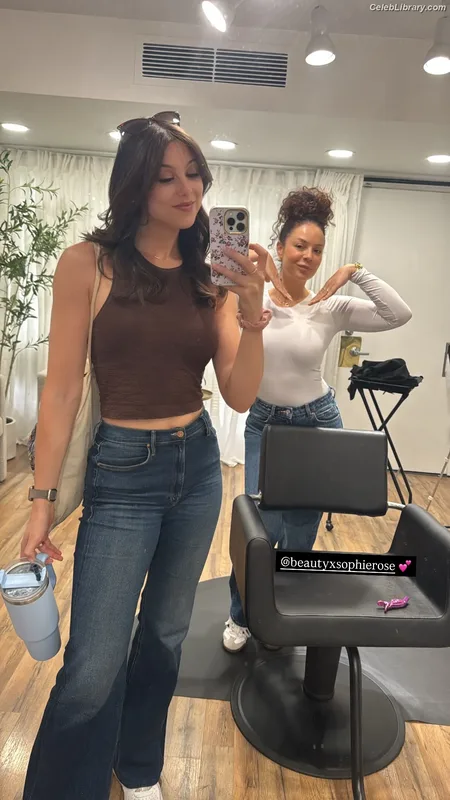 Kira Kosarin photo 4 of 912