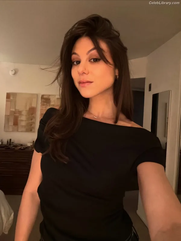 Kira Kosarin photo 21 of 912
