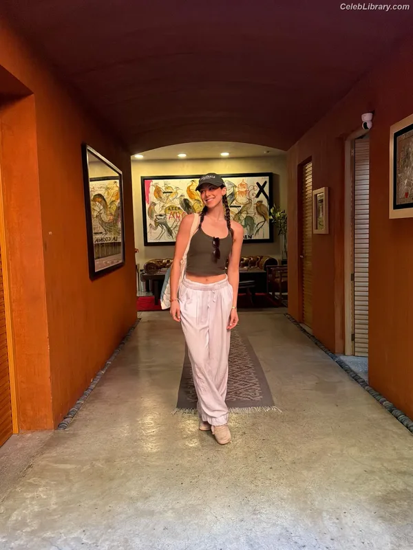 Kira Kosarin photo 22 of 912