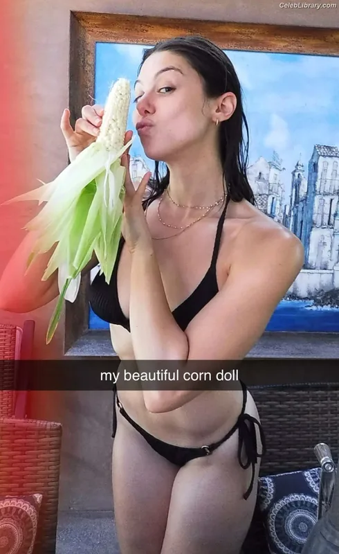 Kira Kosarin photo 3 of 912