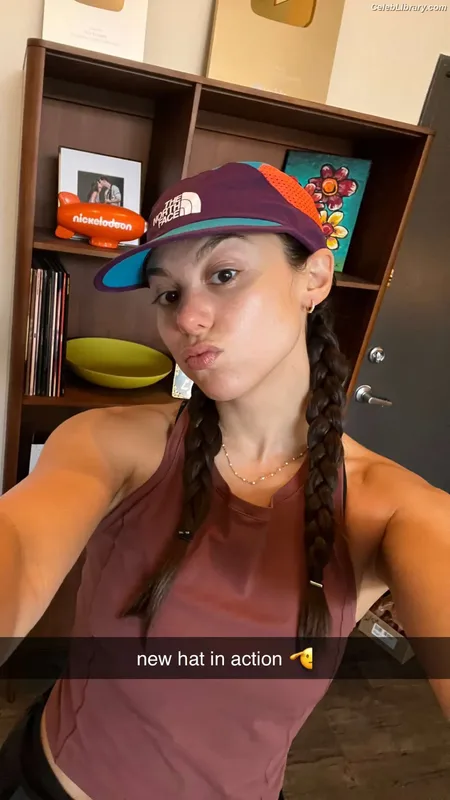 Kira Kosarin photo 10 of 912