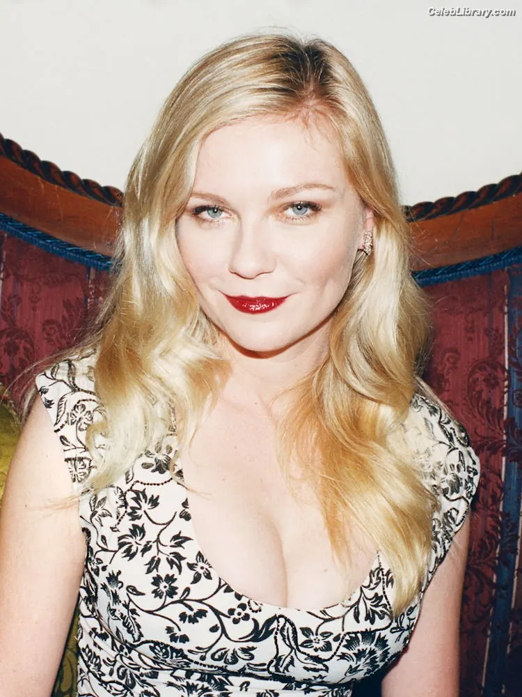 Kirsten Dunst photo 21 of 300