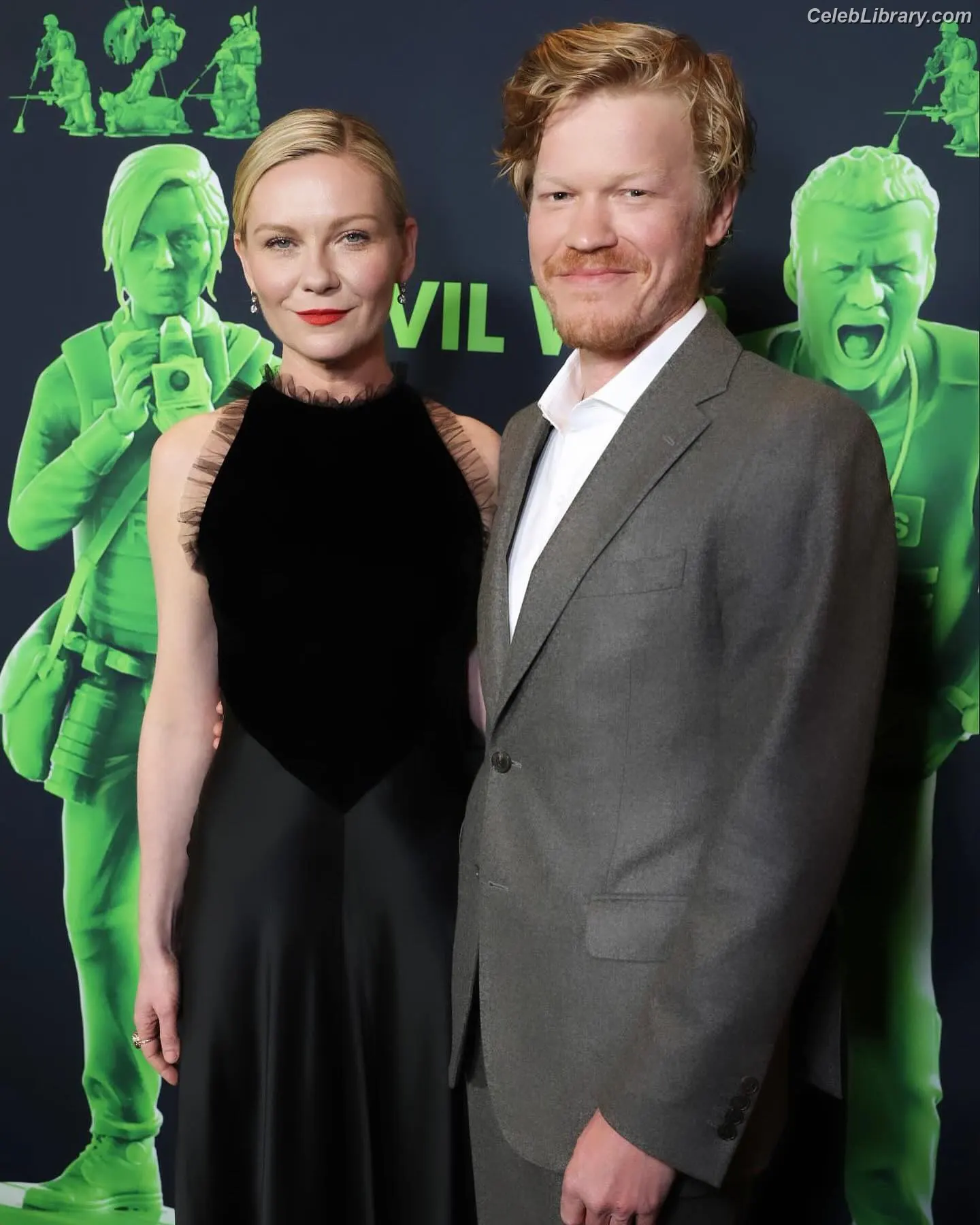 Kirsten Dunst photo 19 of 300