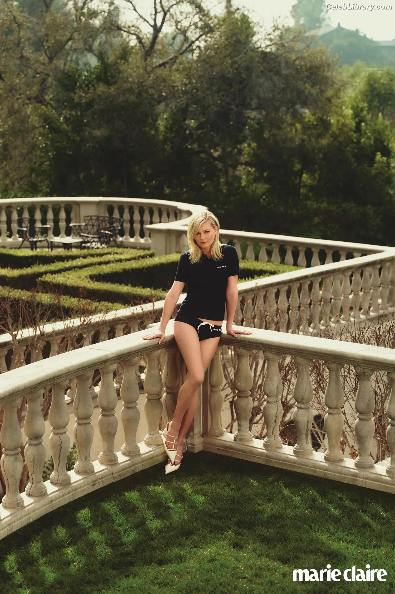Kirsten Dunst photo 20 of 300