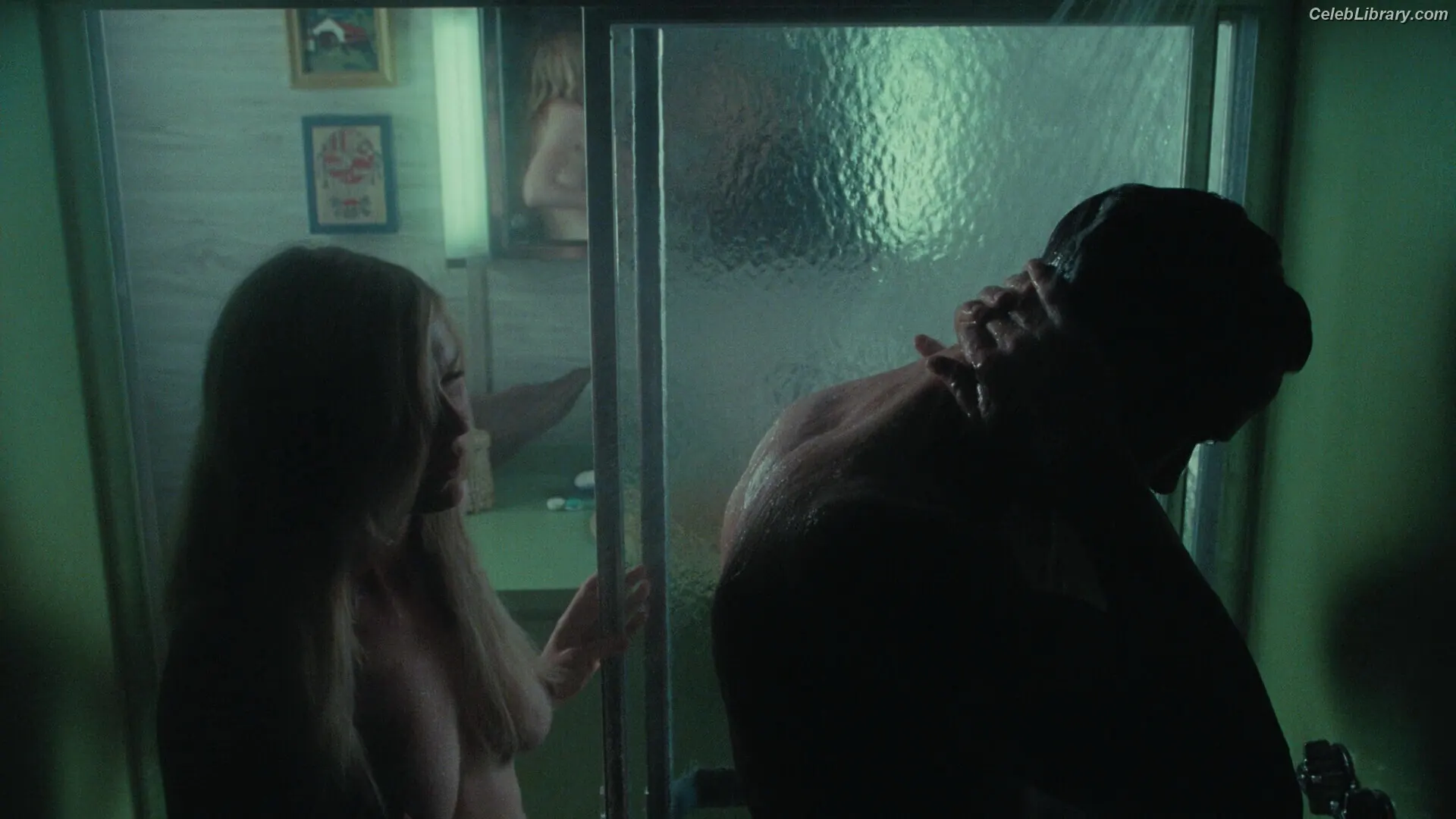 Kirsten Dunst photo 5 of 300
