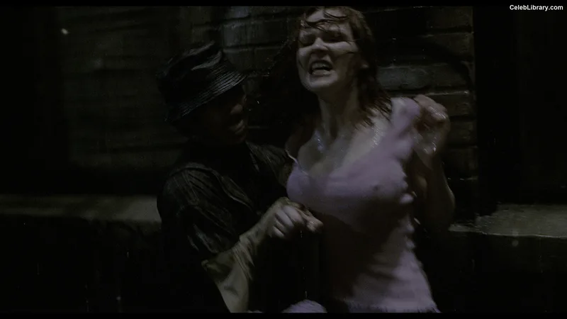Kirsten Dunst photo 1 of 299