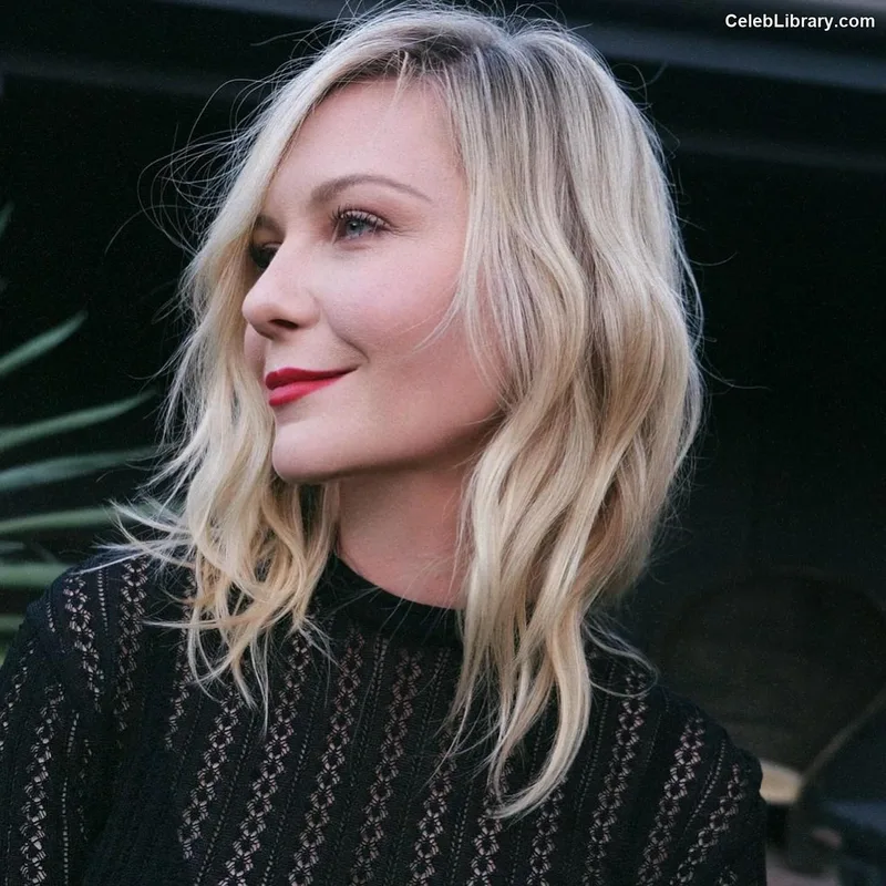 Kirsten Dunst photo 19 of 299