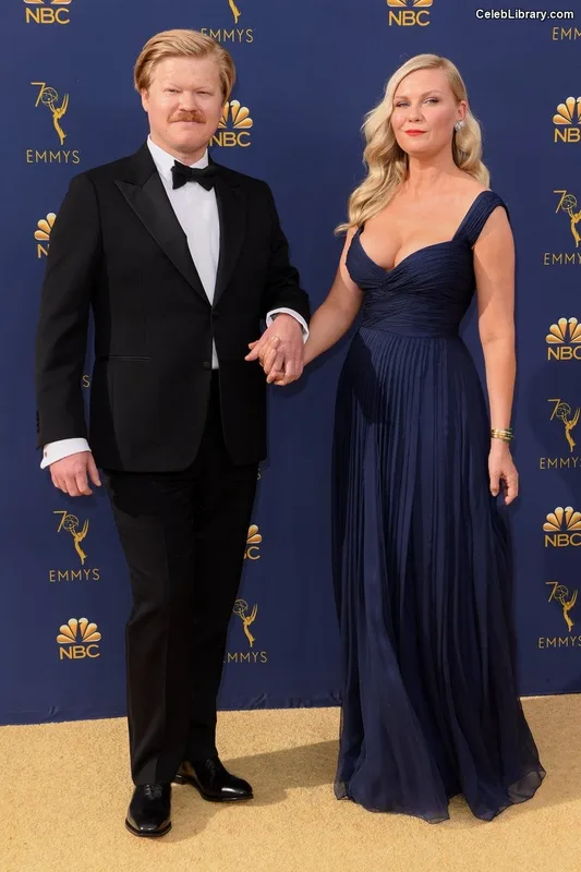 Kirsten Dunst photo 15 of 299