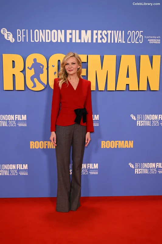 Kirsten Dunst photo 12 of 299