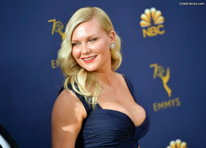 Kirsten Dunst photo 22 of 299