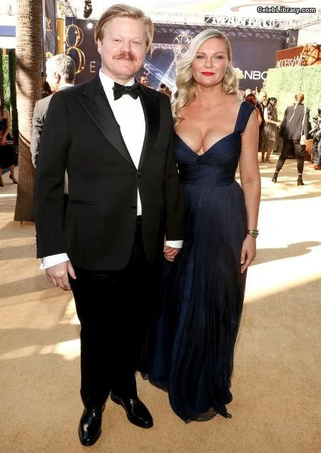 Kirsten Dunst photo 1 of 299