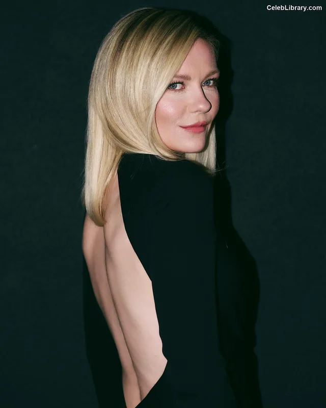 Kirsten Dunst photo 5 of 299
