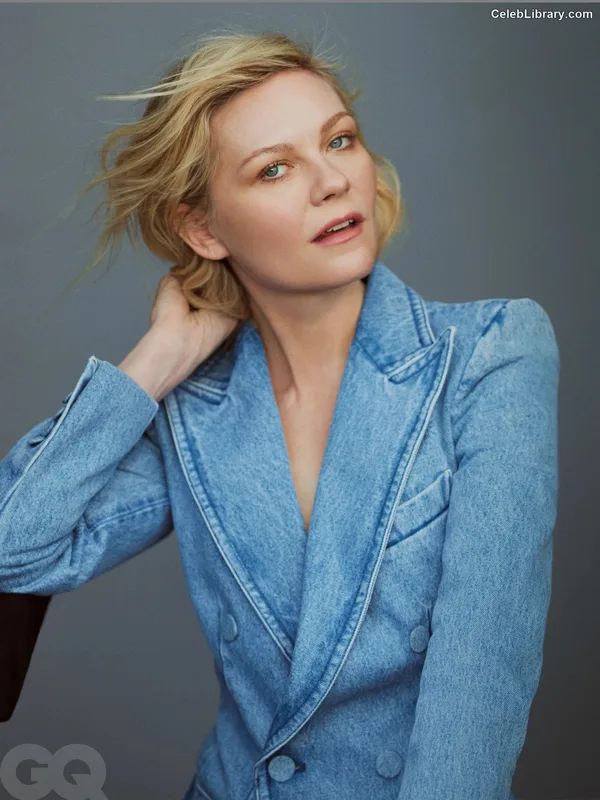 Kirsten Dunst photo 2 of 299