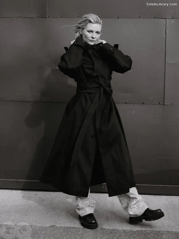 Kirsten Dunst photo 4 of 299