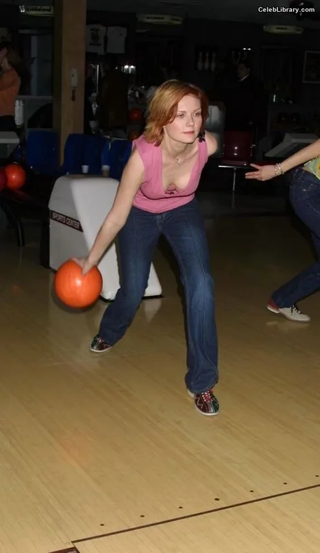 Kirsten Dunst photo 12 of 299