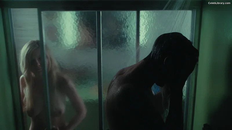 Kirsten Dunst photo 18 of 299