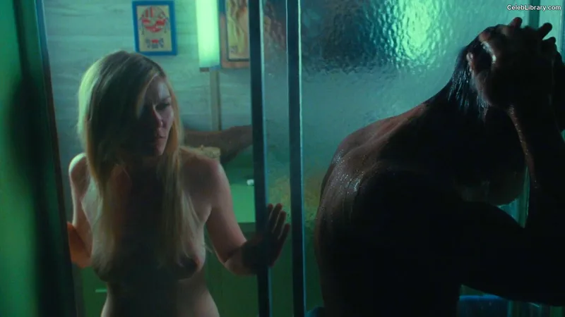Kirsten Dunst photo 22 of 299
