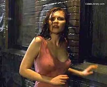 Kirsten Dunst photo 9 of 299