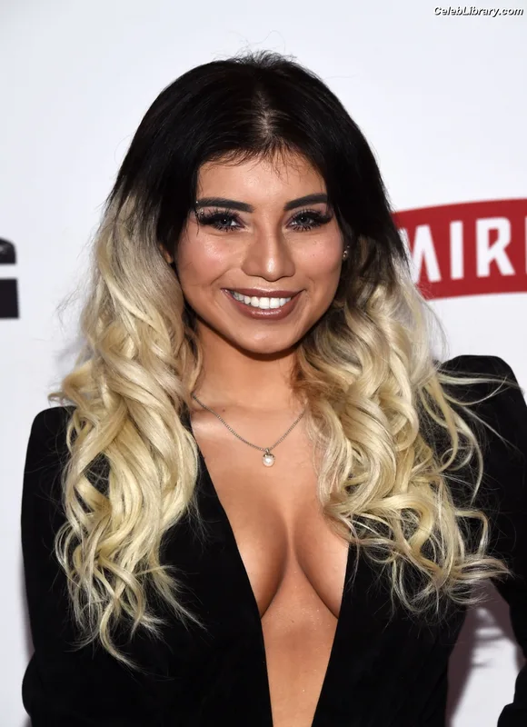 Kirstin Maldonado photo 15 of 102
