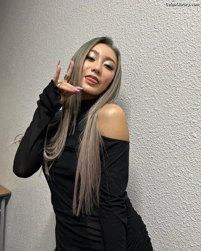 Koda Kumi photo 3 of 78