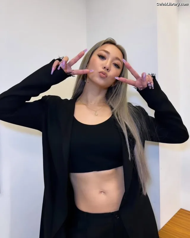 Koda Kumi photo 5 of 78