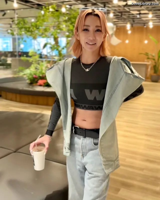 Koda Kumi photo 16 of 78