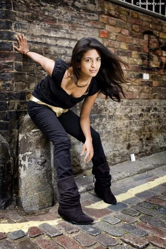 Konnie Huq photo 23 of 36