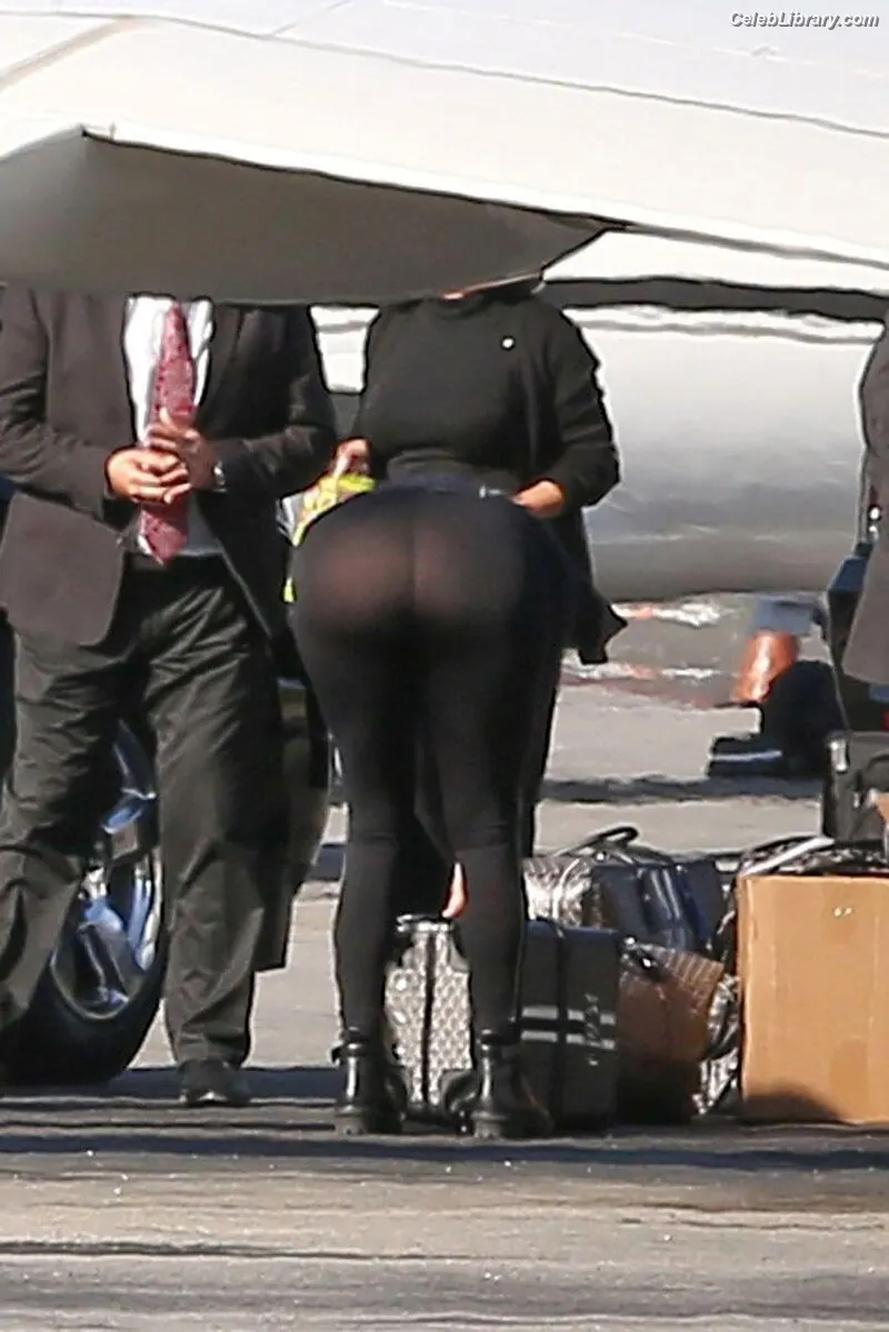 Kris Jenner photo 16 of 69