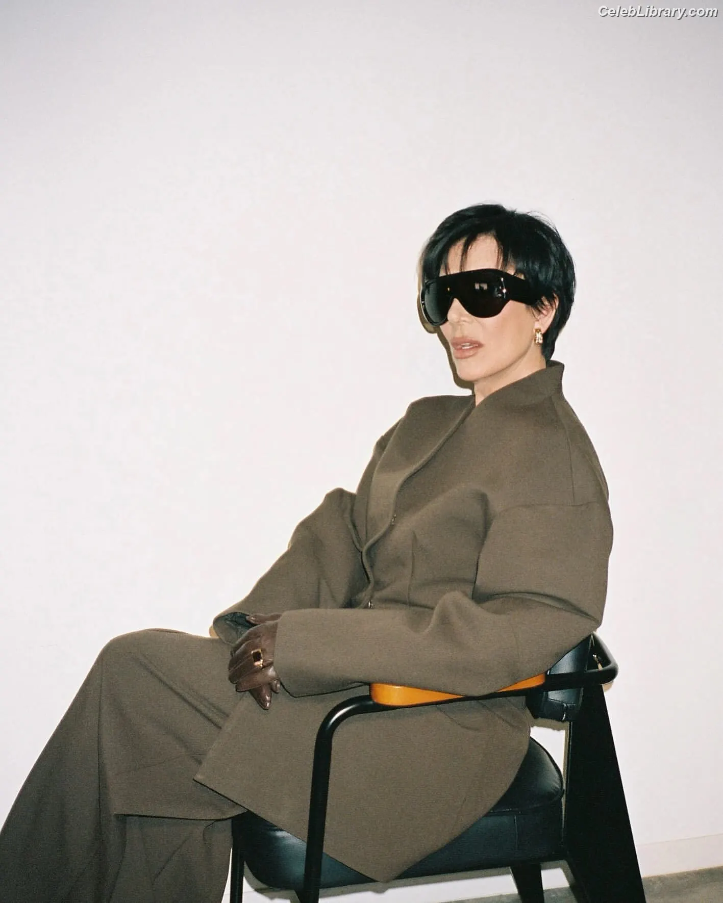 Kris Jenner photo 11 of 69